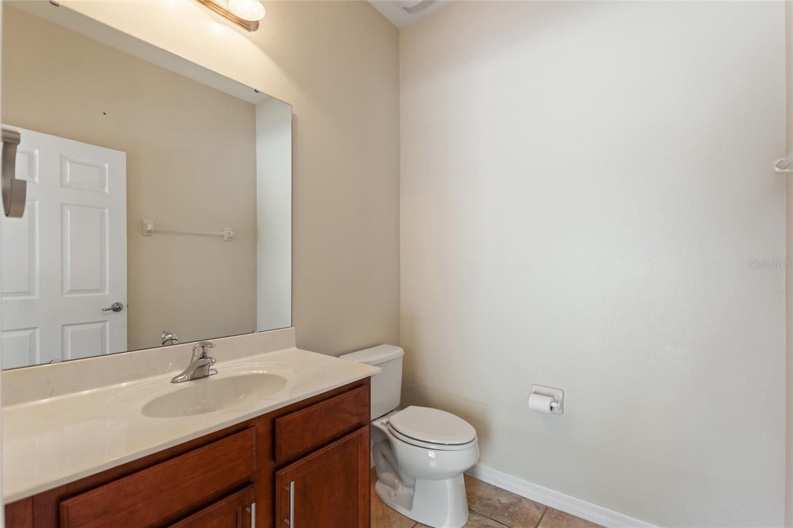 Image 19 of 80 For 256 Yellow Snapdragon Drive