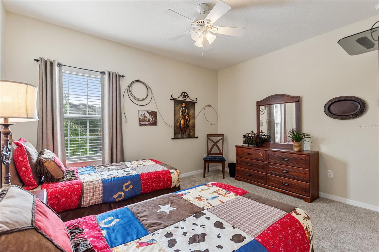 Image 30 of 80 For 256 Yellow Snapdragon Drive