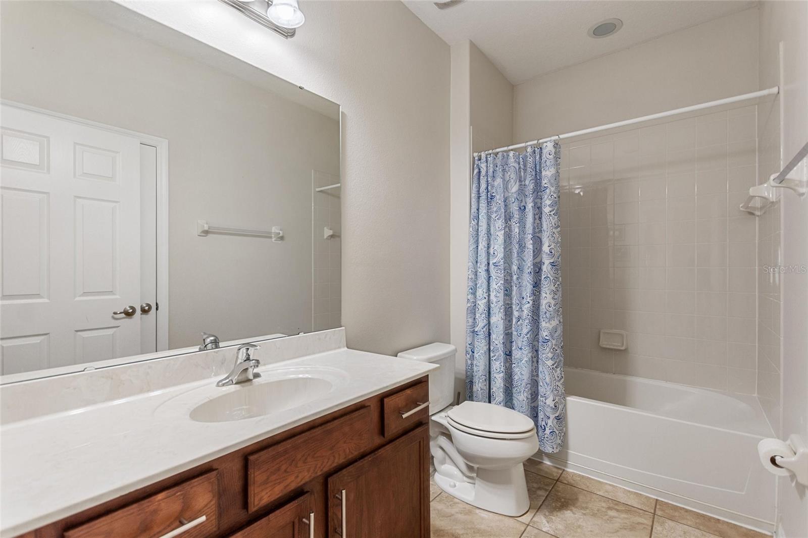 Image 31 of 80 For 256 Yellow Snapdragon Drive