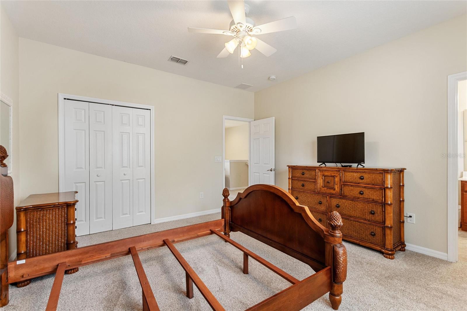 Image 37 of 80 For 256 Yellow Snapdragon Drive