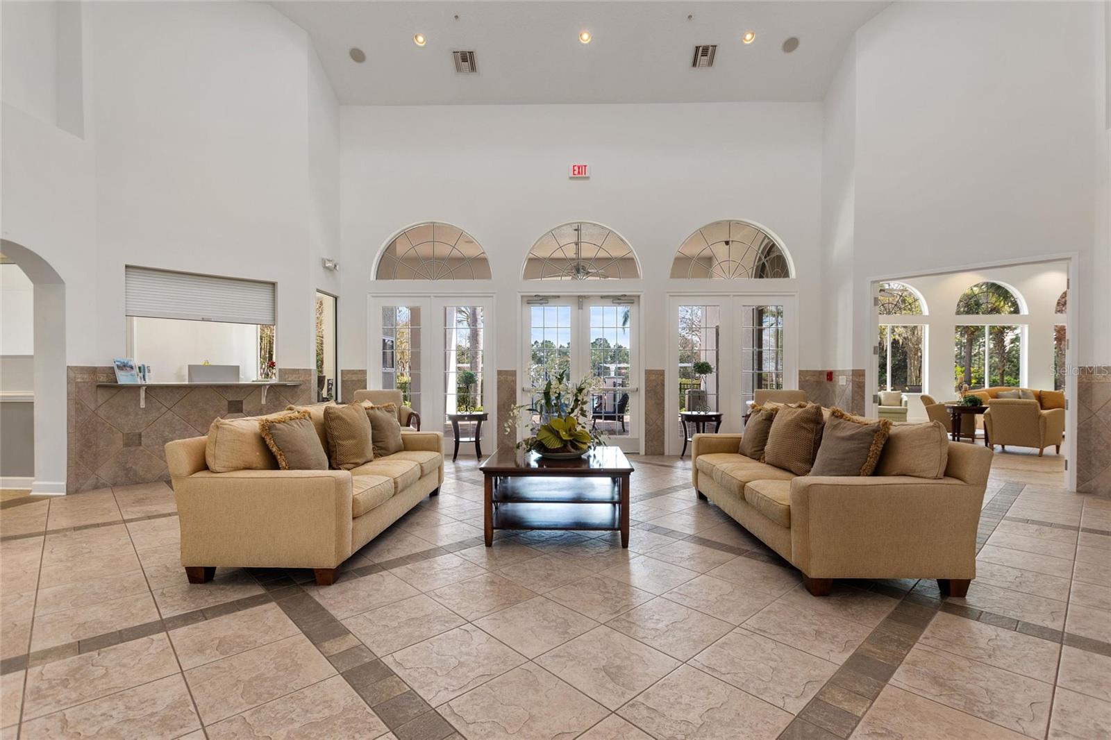 Image 58 of 80 For 256 Yellow Snapdragon Drive