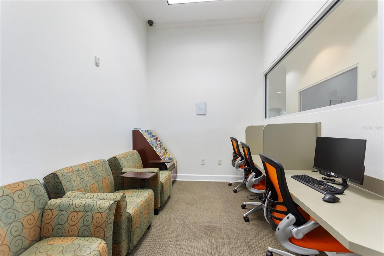 Image 62 of 80 For 256 Yellow Snapdragon Drive