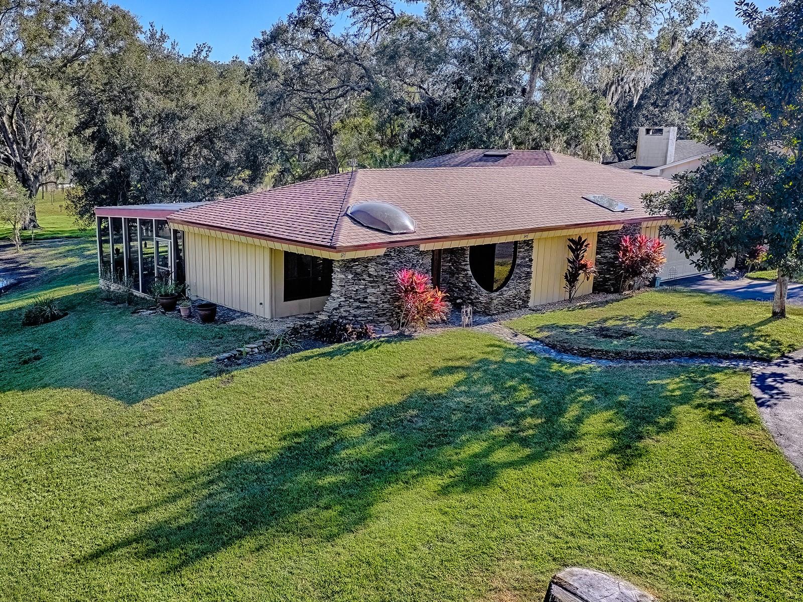 Details for 2314 Hillside Drive, MOUNT DORA, FL 32757