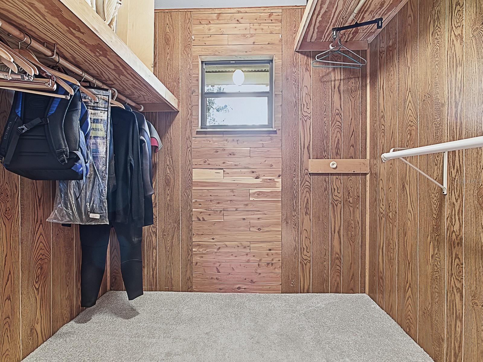 Image 31 of 69 For 2314 Hillside Drive