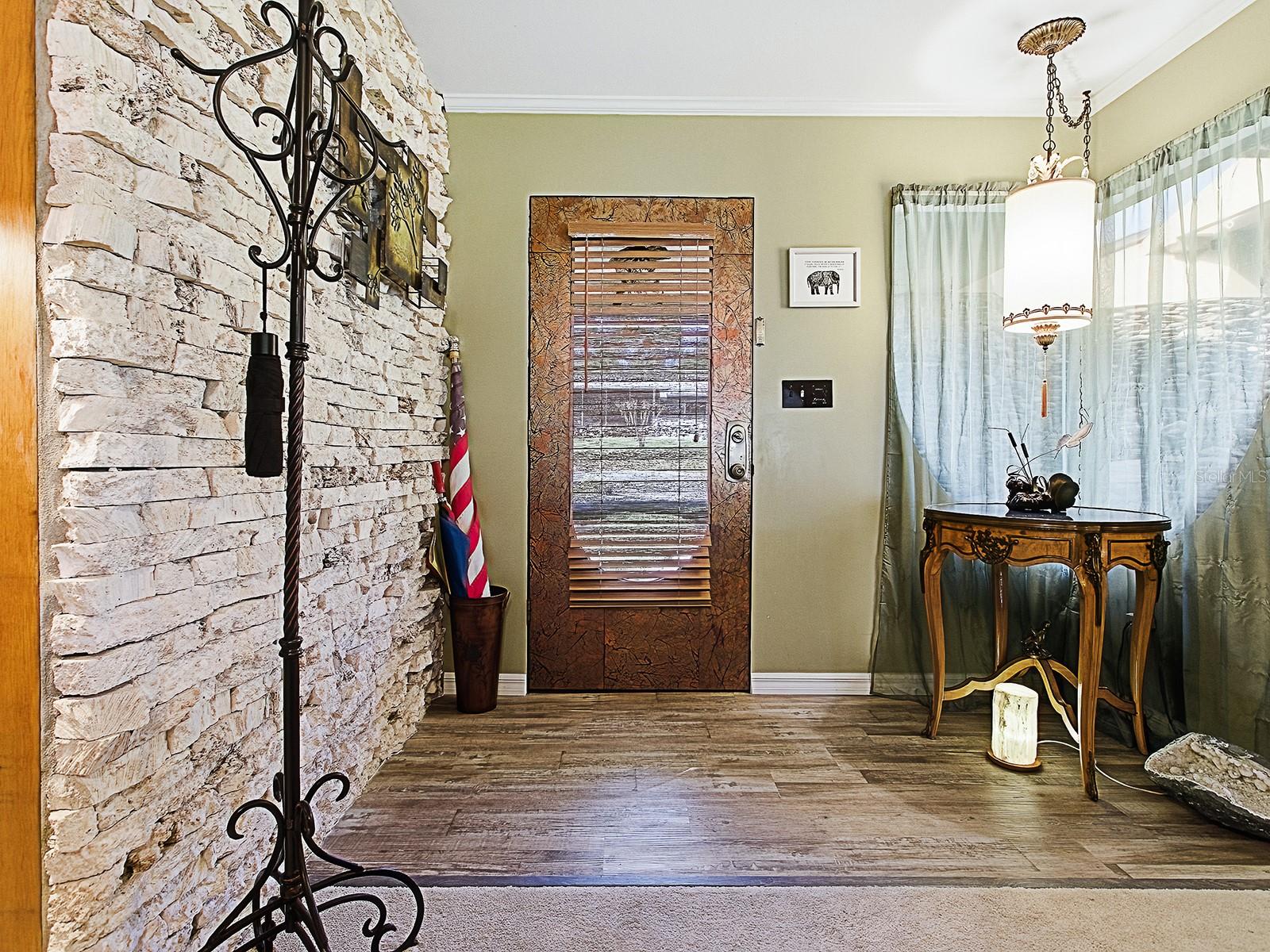 Image 4 of 69 For 2314 Hillside Drive