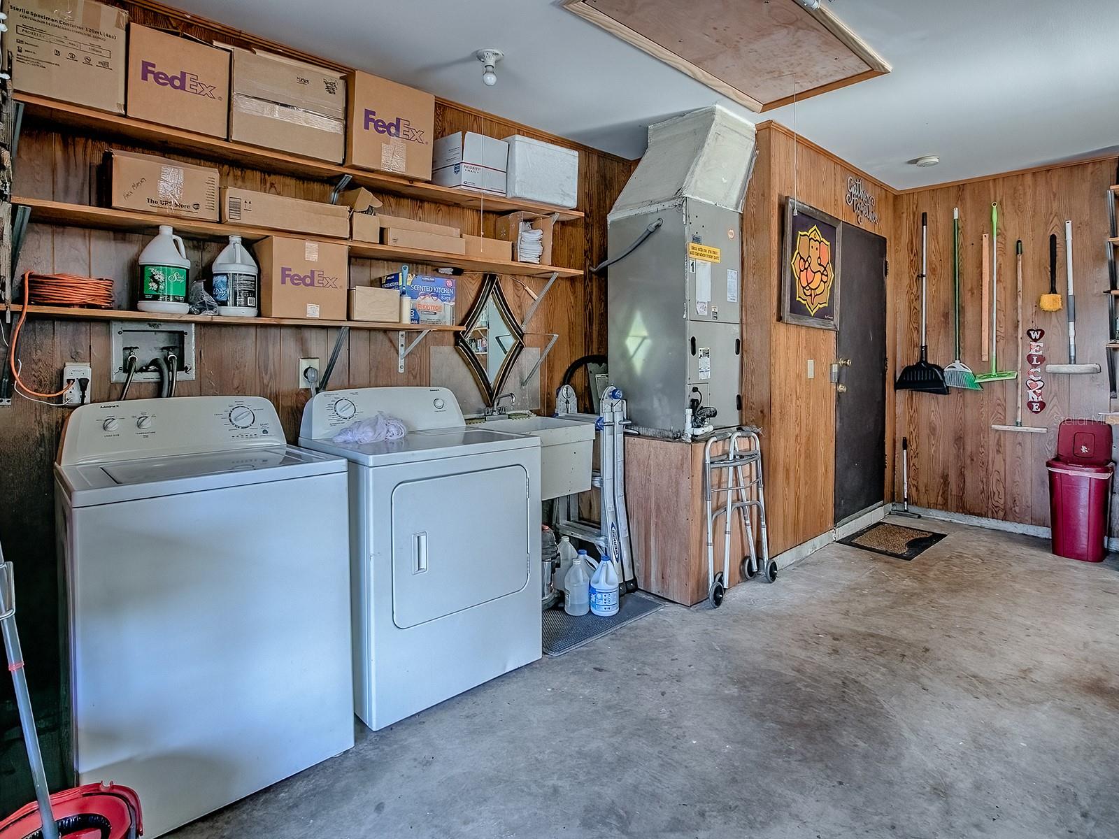 Image 49 of 69 For 2314 Hillside Drive