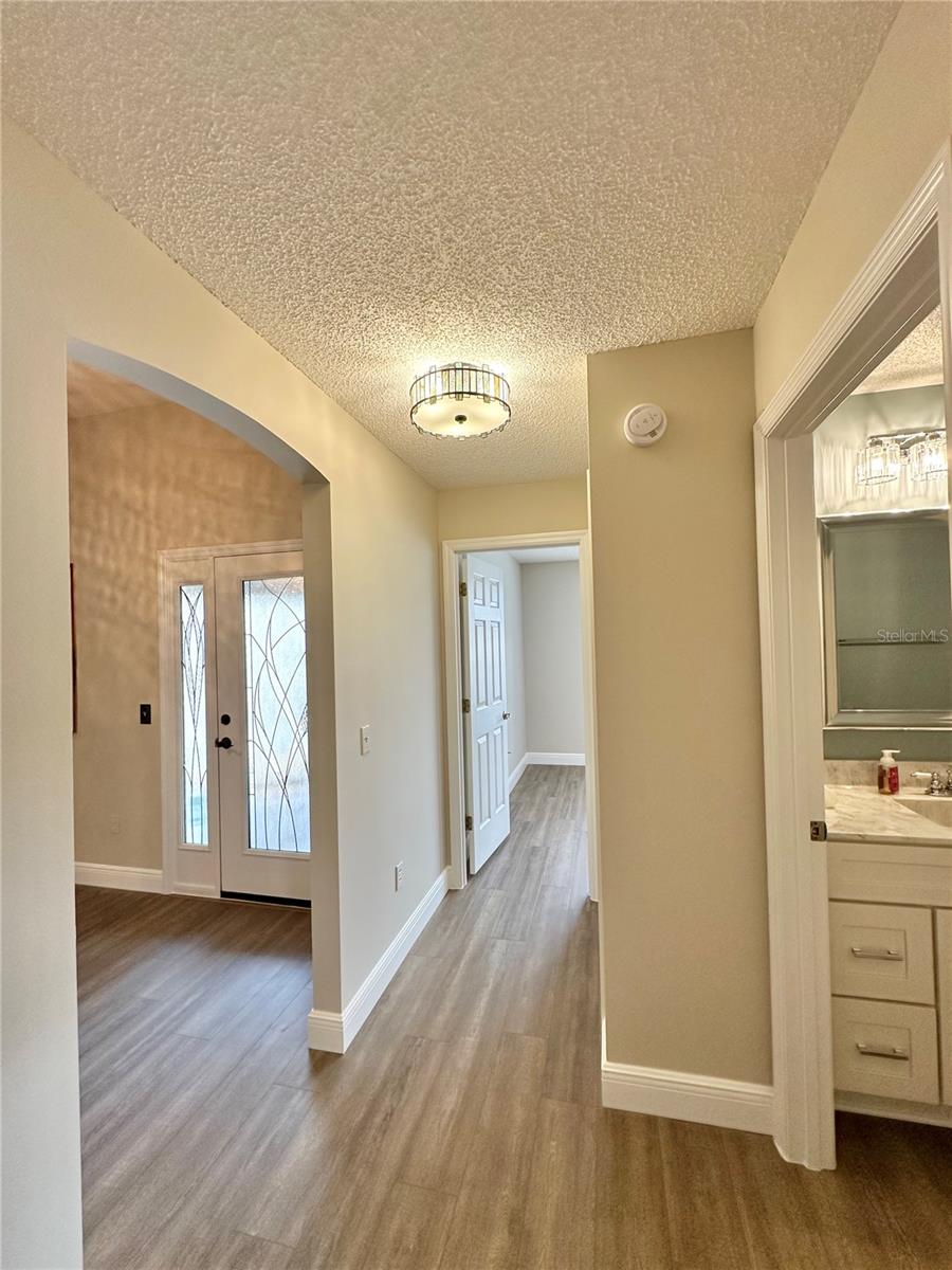 Image 12 of 49 For 206 Palermo Place