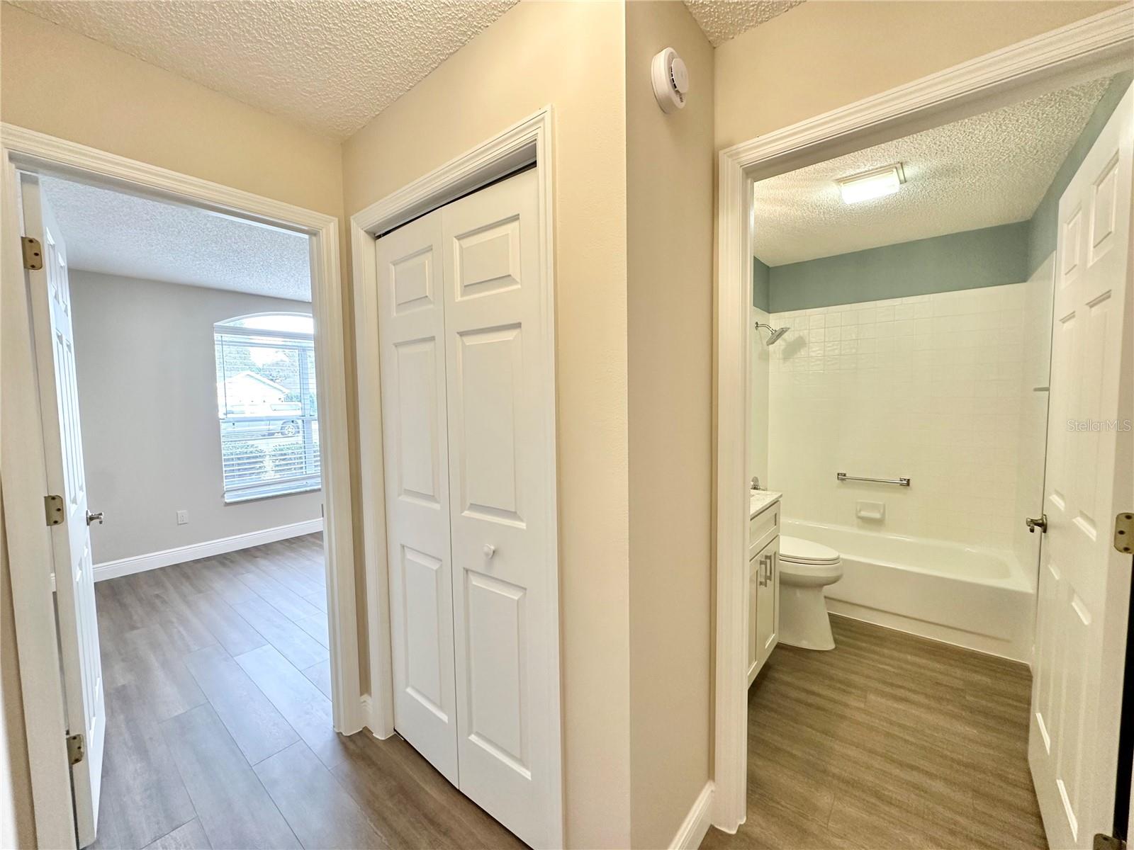 Image 14 of 49 For 206 Palermo Place