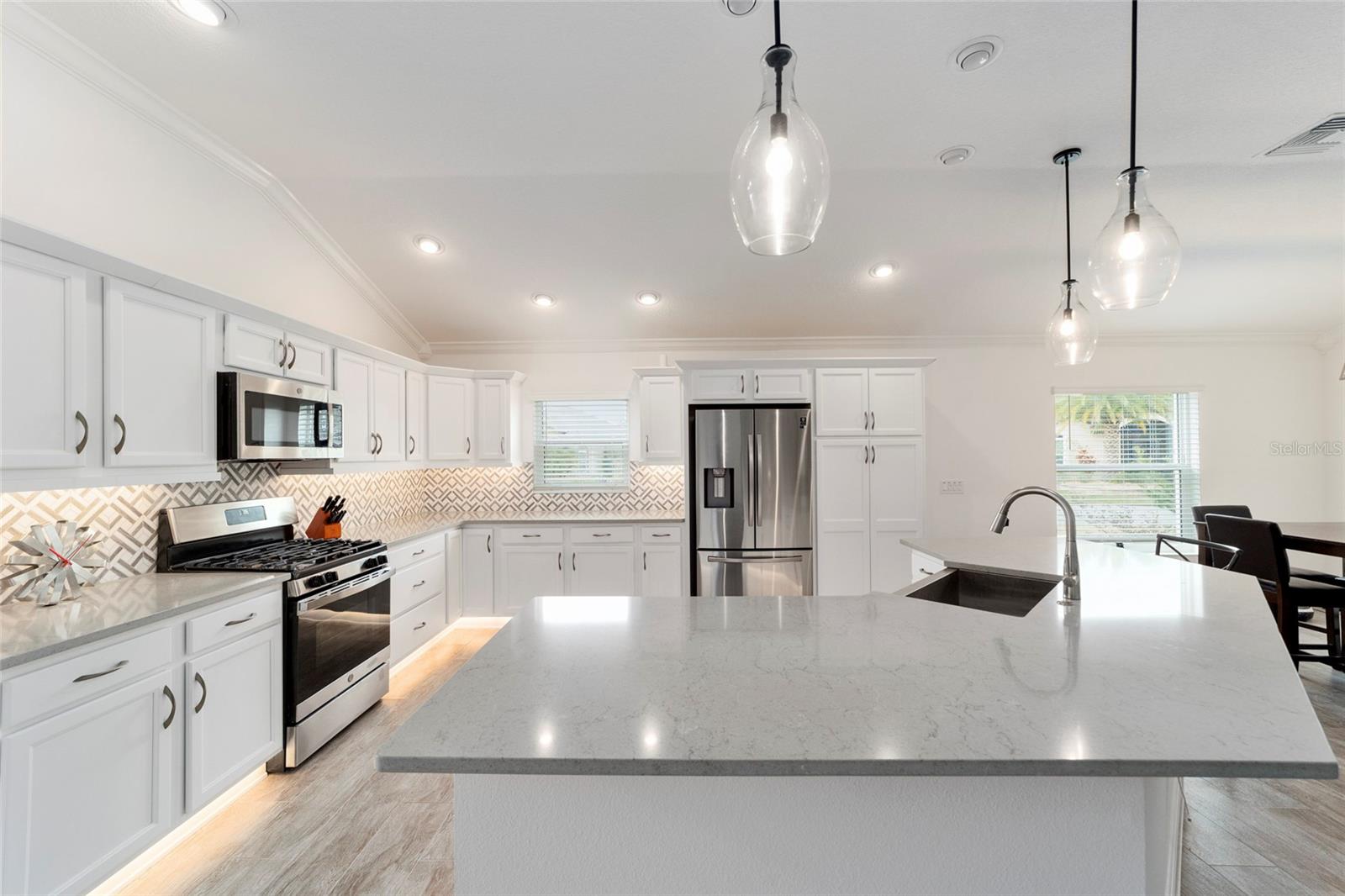 Image 18 of 54 For 3769 Causey Court