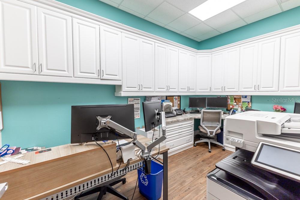 Image 11 of 53 For 809 County Road 466  202c