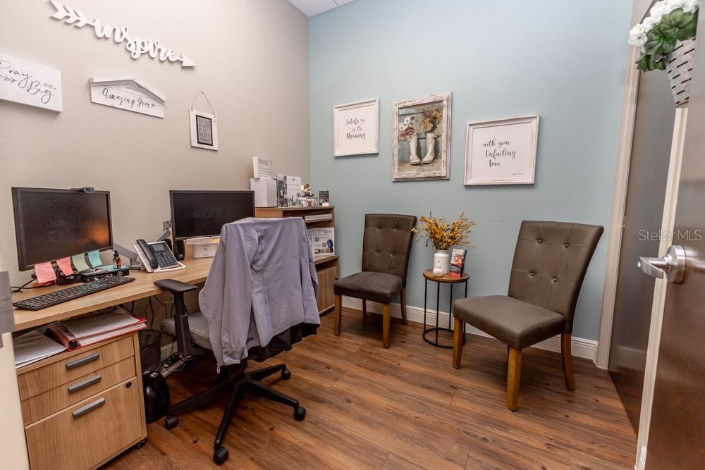 Image 13 of 53 For 809 County Road 466  202c