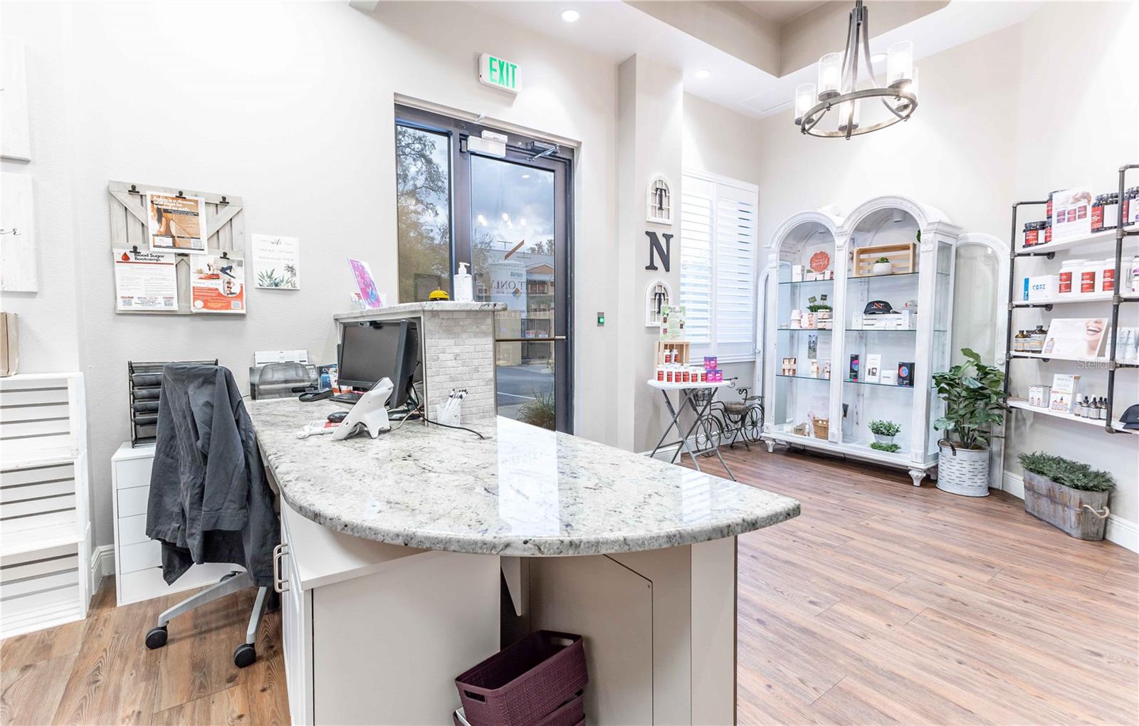 Image 4 of 53 For 809 County Road 466  202c