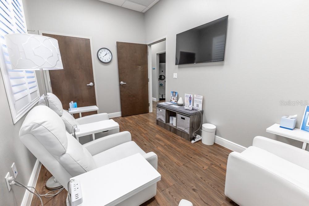 Image 40 of 53 For 809 County Road 466  202c