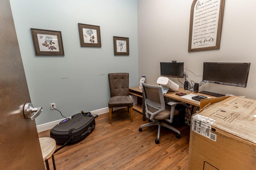 Image 45 of 53 For 809 County Road 466  202c