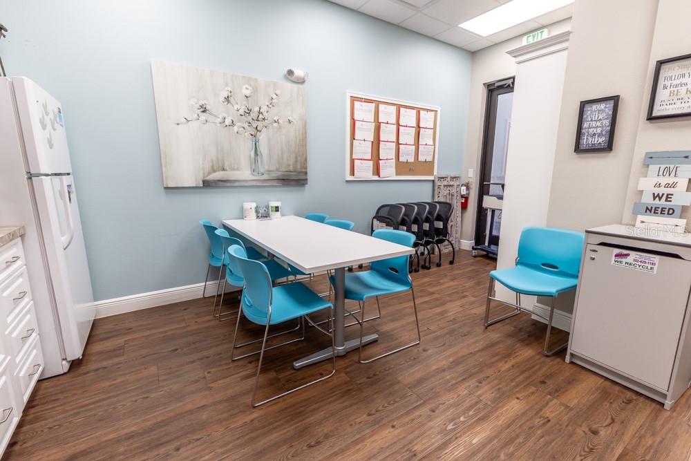 Image 29 of 53 For 809 County Road 466  202c