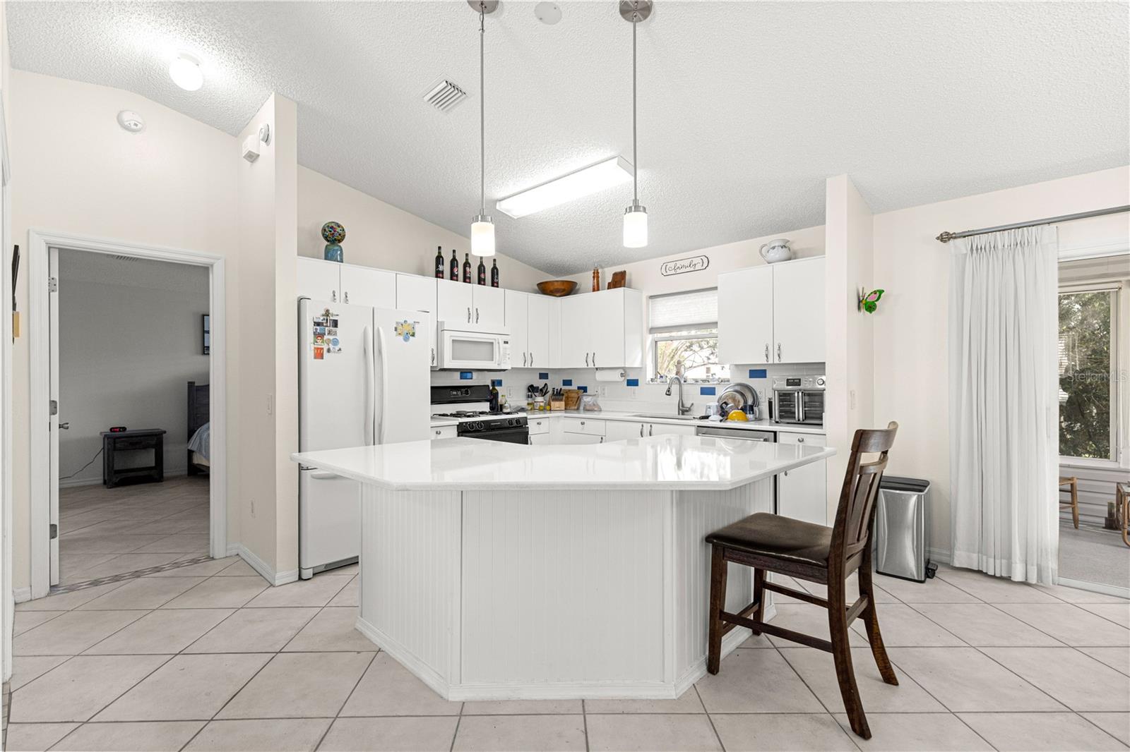 Image 10 of 24 For 1819 Captiva Court