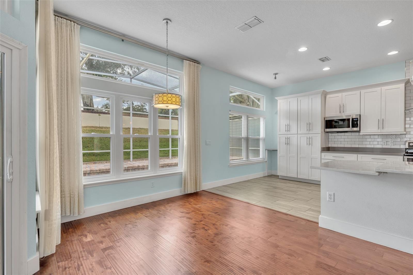 Image 15 of 52 For 196 Wimbledon Circle