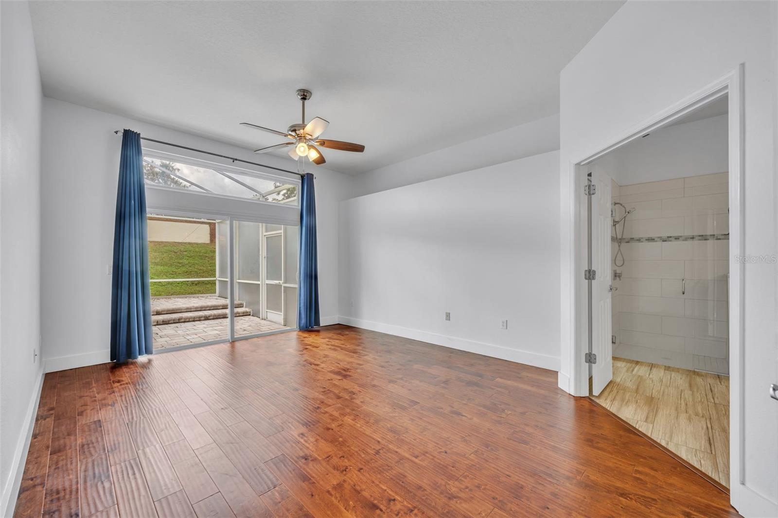 Image 22 of 52 For 196 Wimbledon Circle