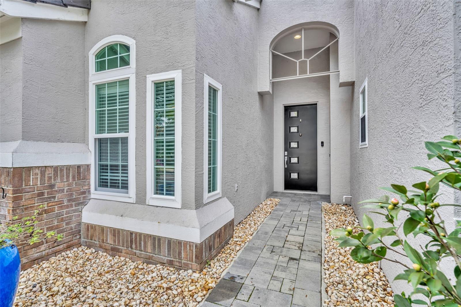 Image 7 of 52 For 196 Wimbledon Circle