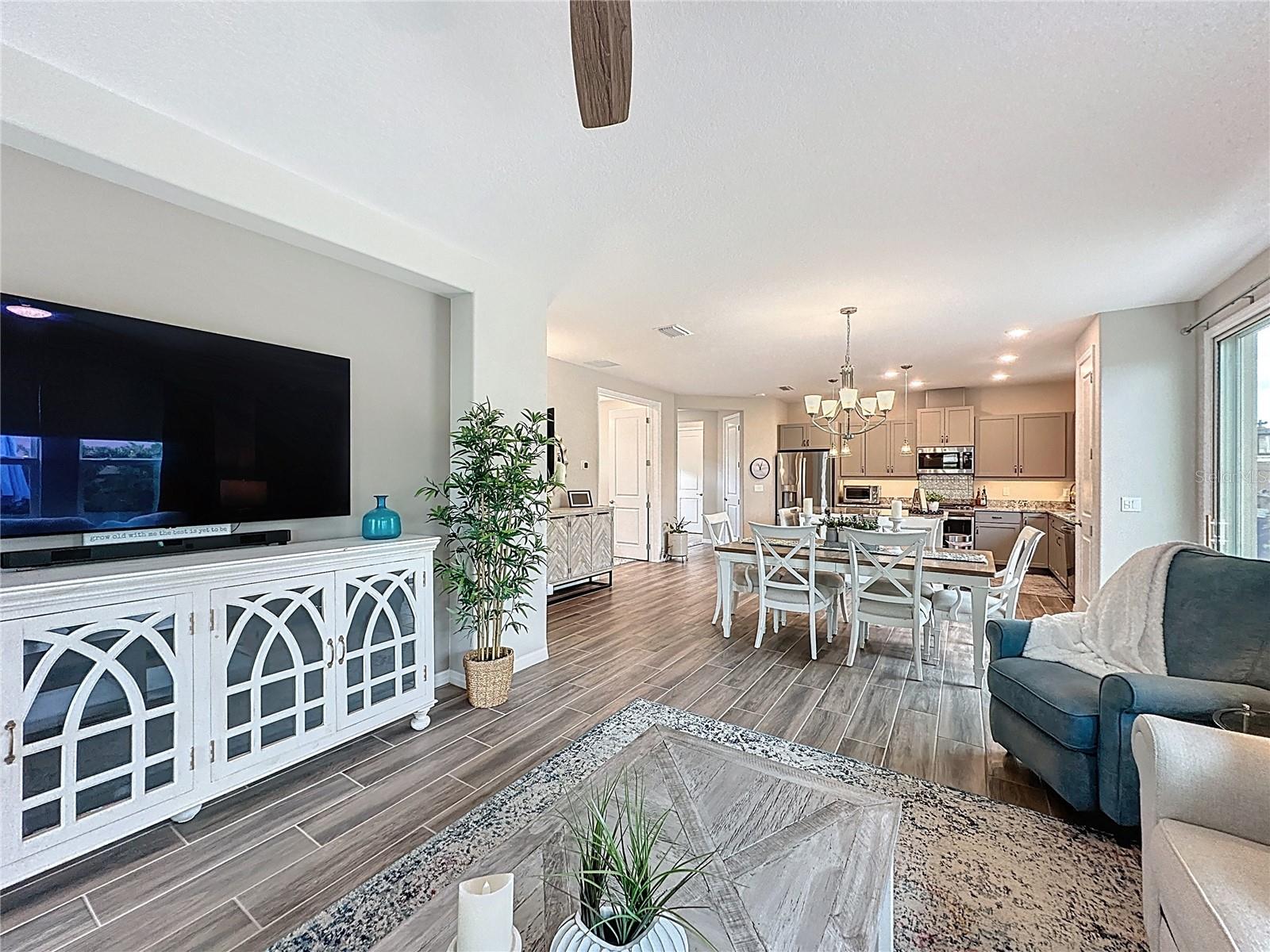 Image 13 of 58 For 422 Alcove Drive