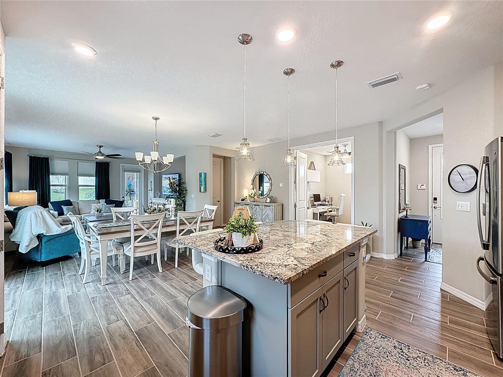 Image 7 of 58 For 422 Alcove Drive