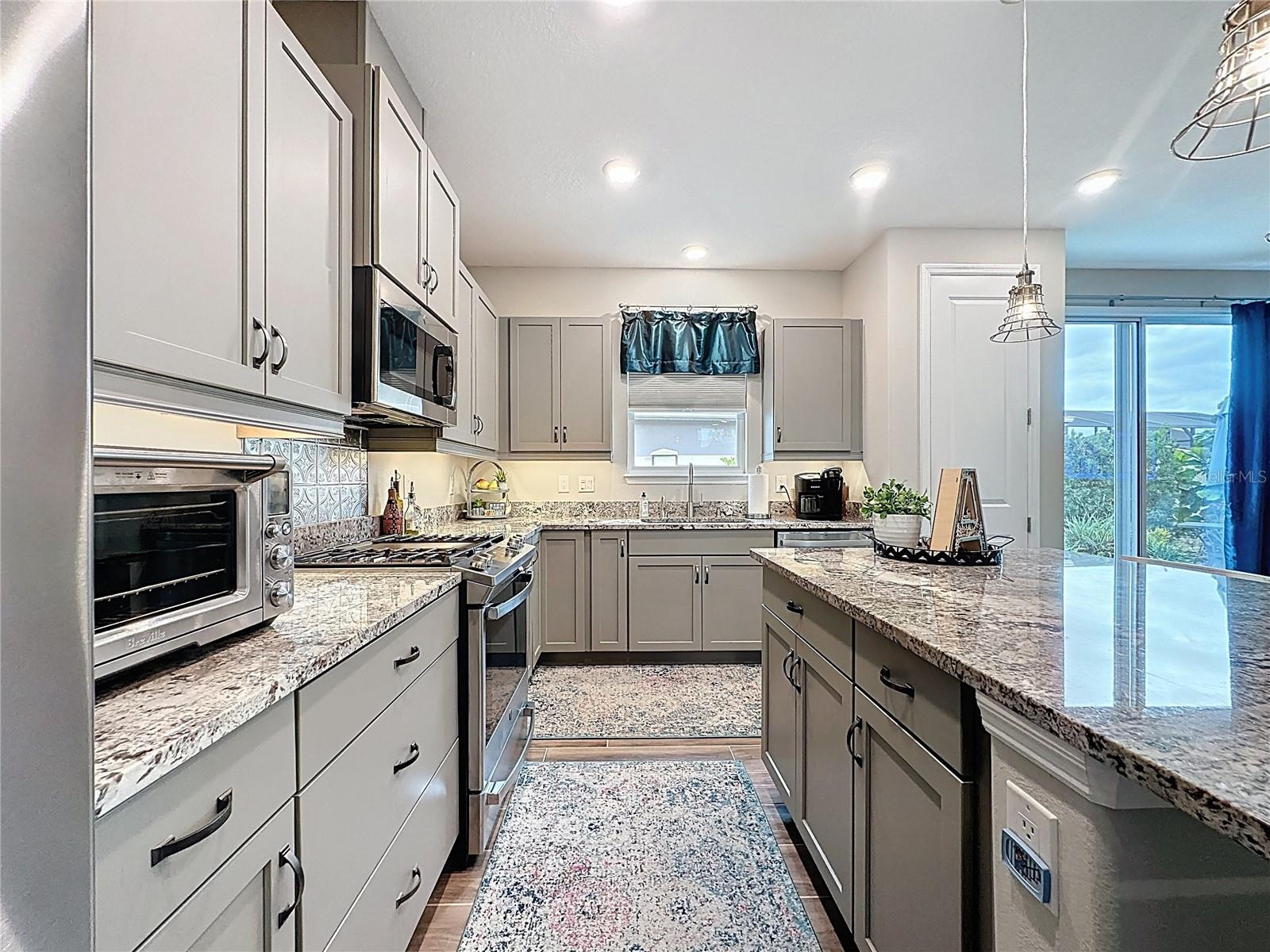 Image 8 of 58 For 422 Alcove Drive