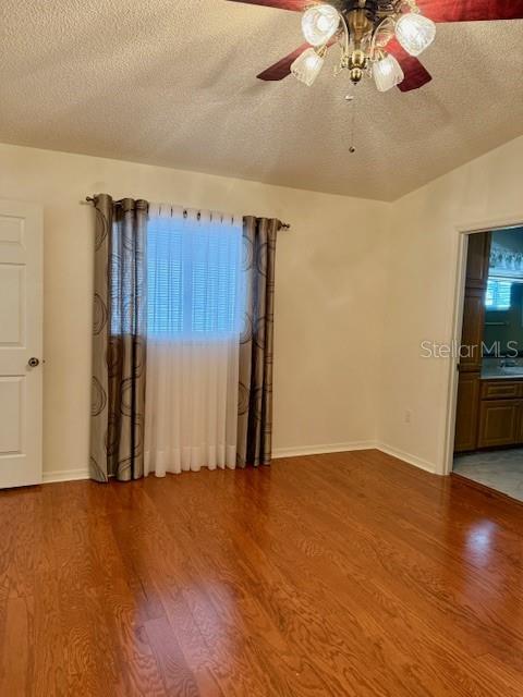 Image 11 of 34 For 17576 96th Court