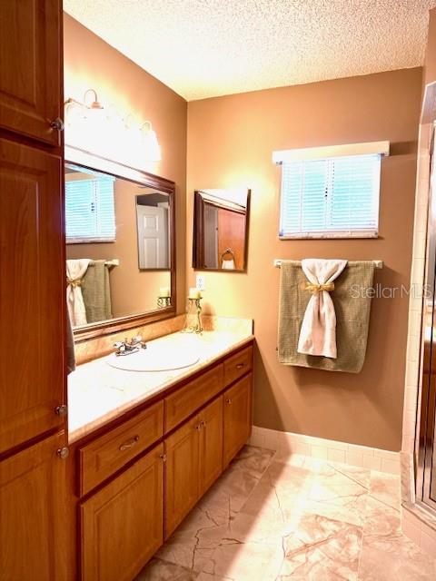 Image 13 of 34 For 17576 96th Court