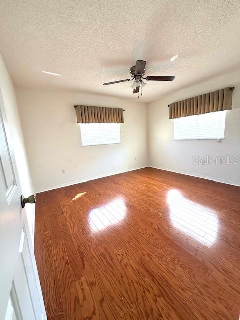 Image 16 of 34 For 17576 96th Court