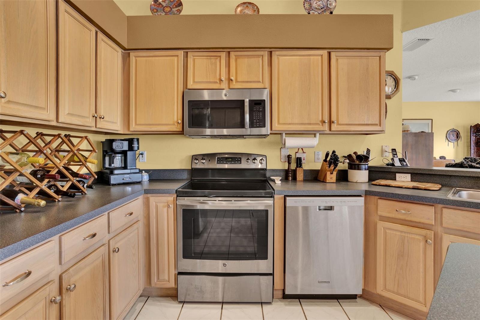 Image 14 of 56 For 11637 Grand Bay Blvd