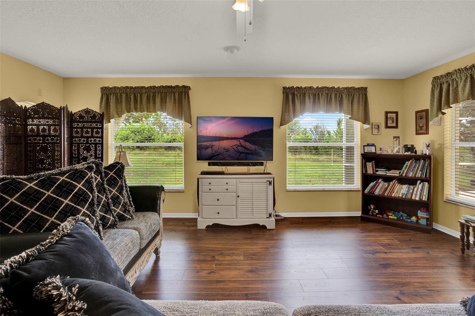 Image 18 of 56 For 11637 Grand Bay Blvd