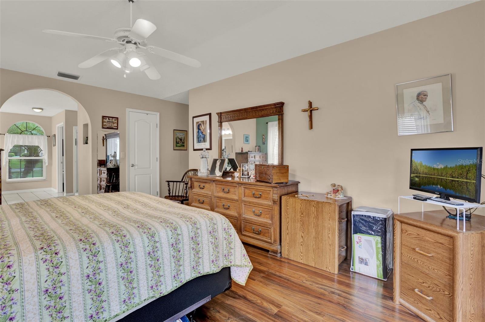 Image 23 of 56 For 11637 Grand Bay Blvd