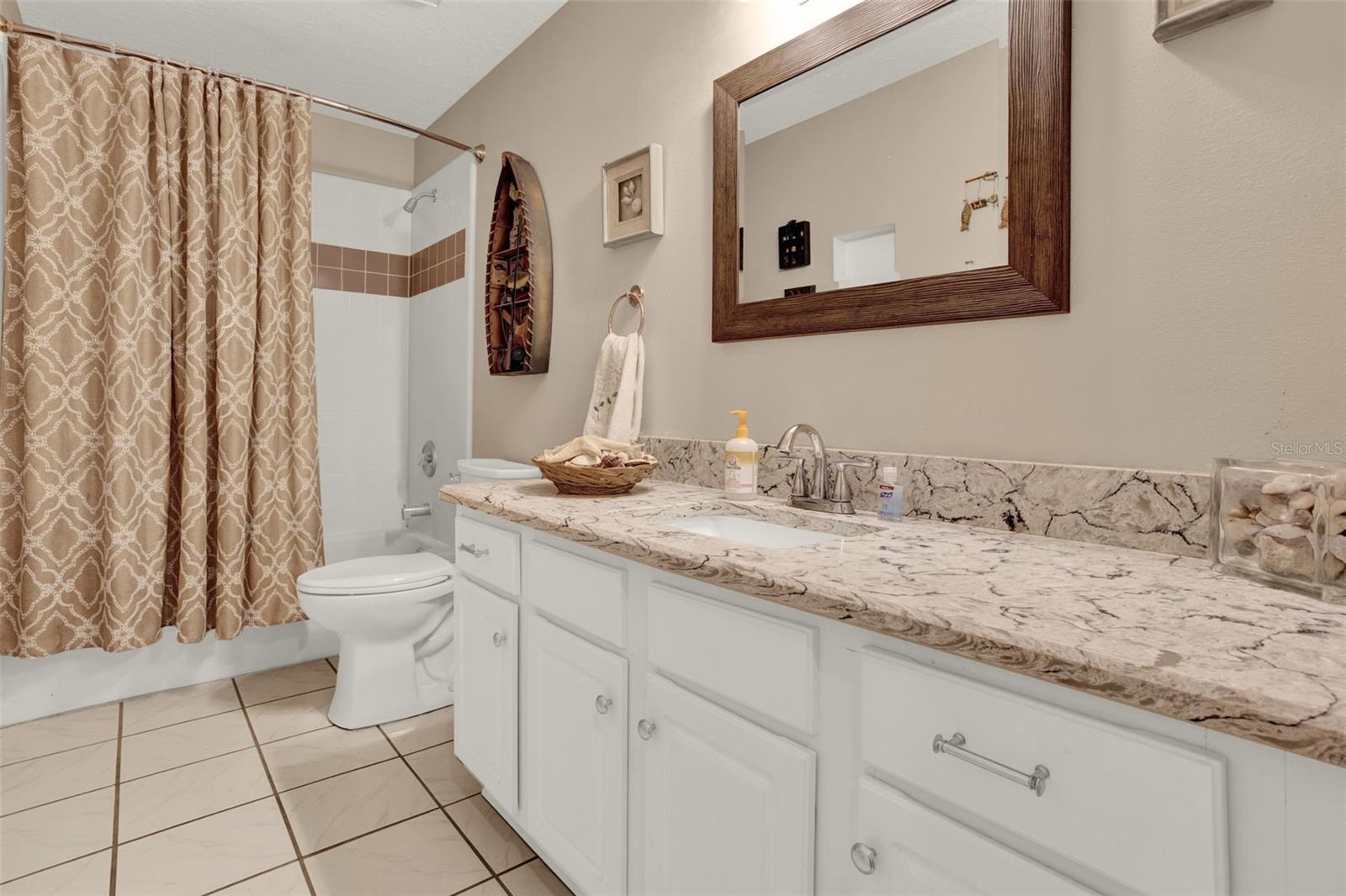 Image 29 of 56 For 11637 Grand Bay Blvd