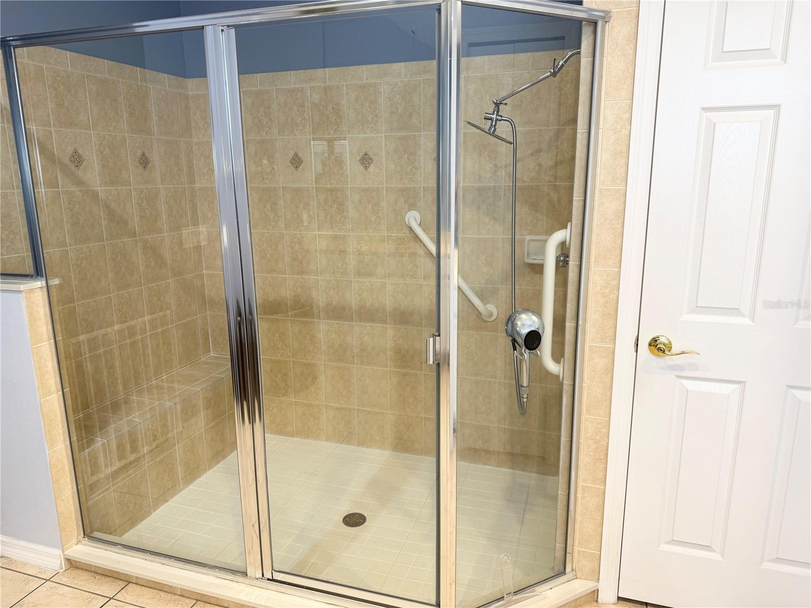 Image 27 of 46 For 1923 Jean Marie Drive