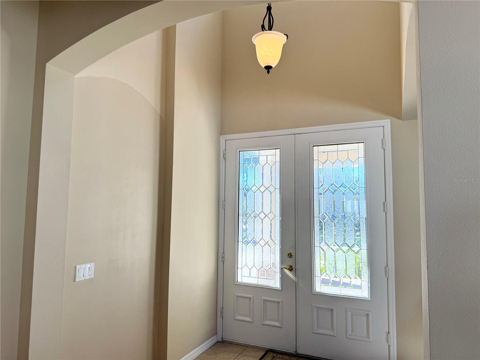 Image 8 of 46 For 1923 Jean Marie Drive