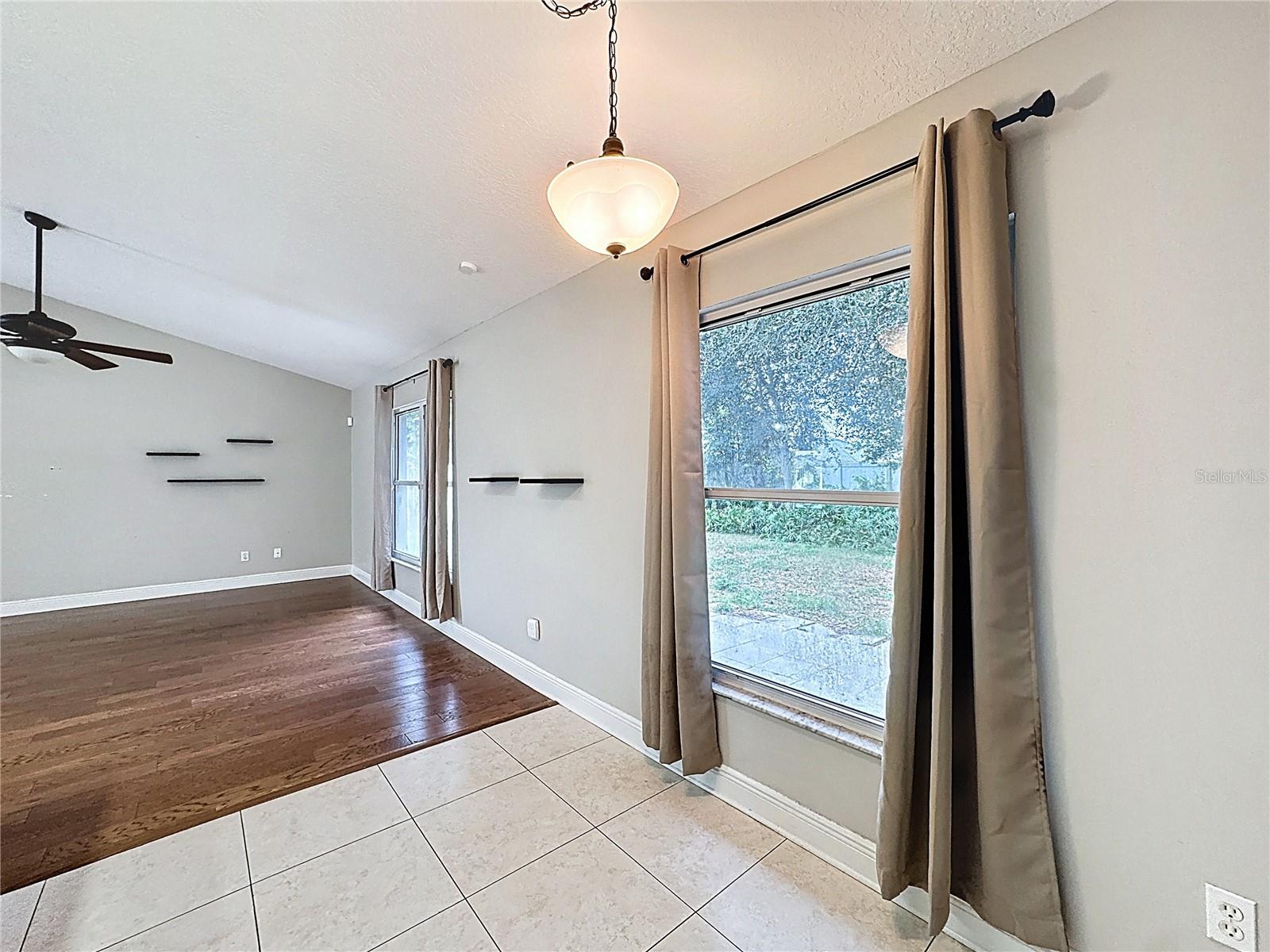 Image 12 of 40 For 917 Marquee Drive