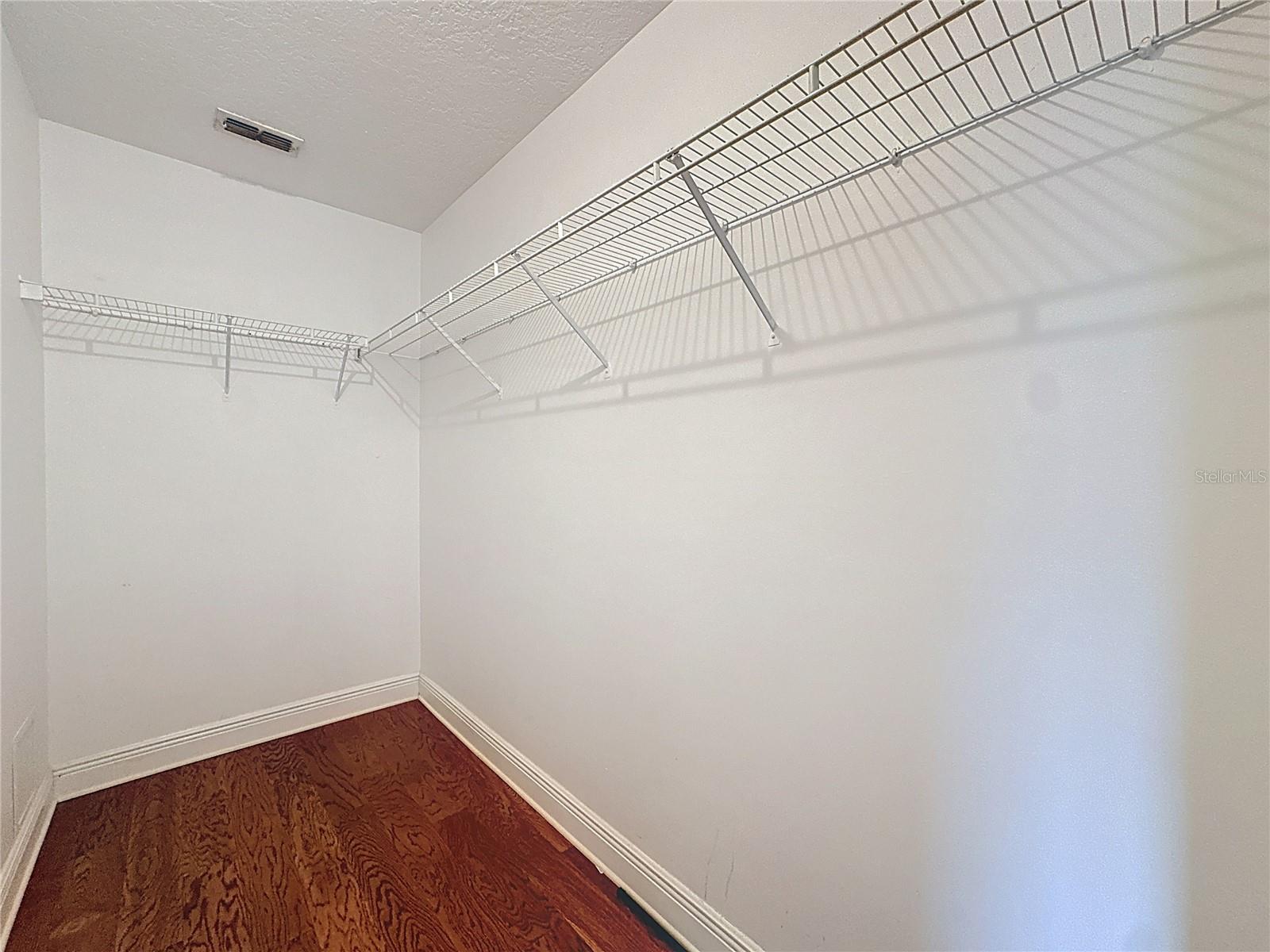 Image 22 of 40 For 917 Marquee Drive