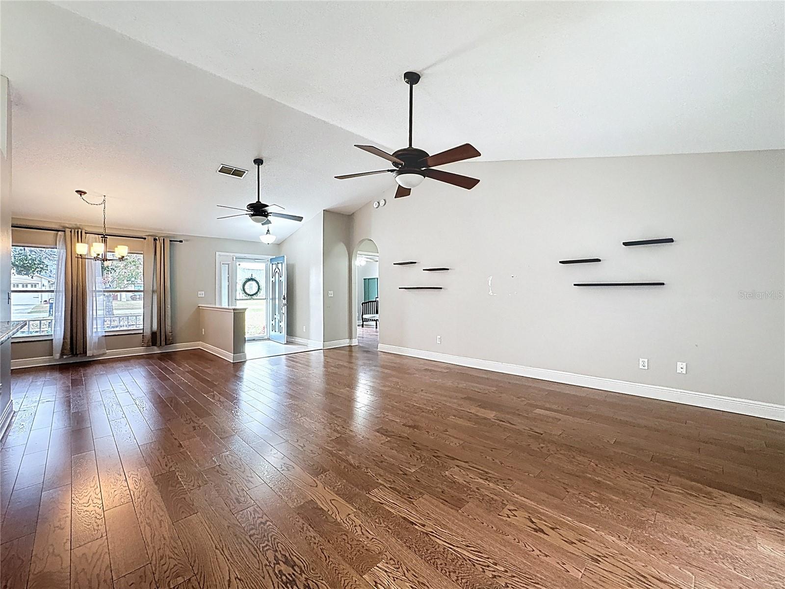 Image 3 of 40 For 917 Marquee Drive