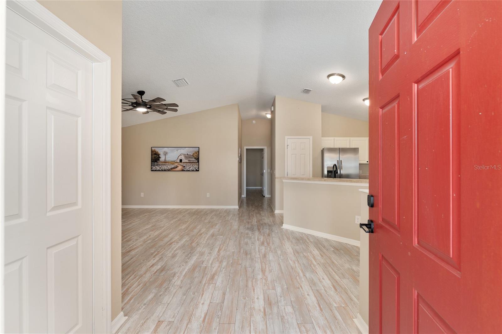 Image 15 of 63 For 2082 Harston Trail