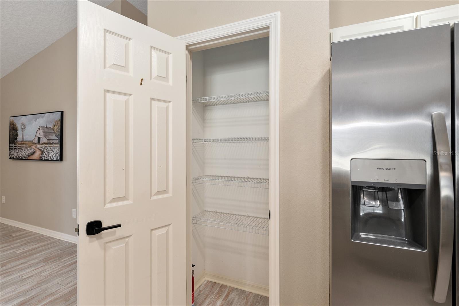 Image 33 of 63 For 2082 Harston Trail