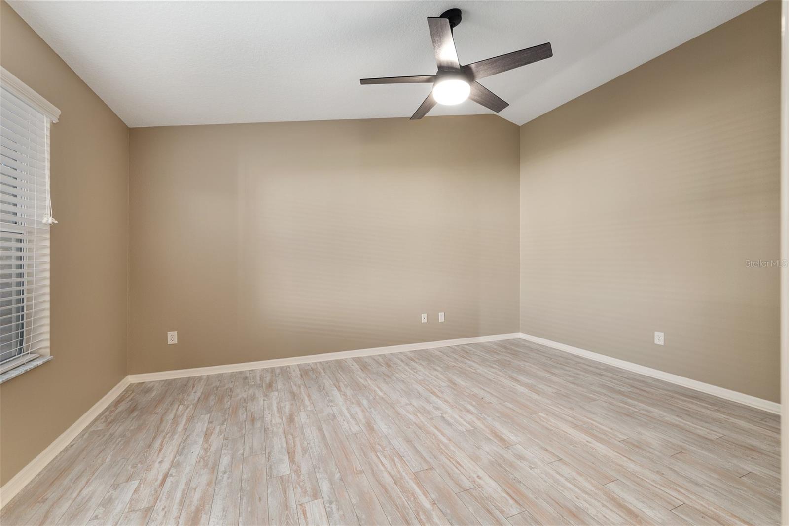 Image 37 of 63 For 2082 Harston Trail