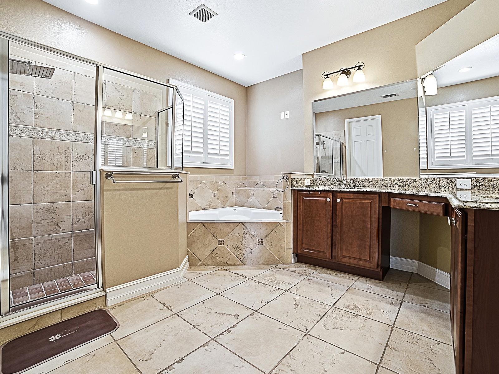 Image 21 of 63 For 3119 Falconhill Drive