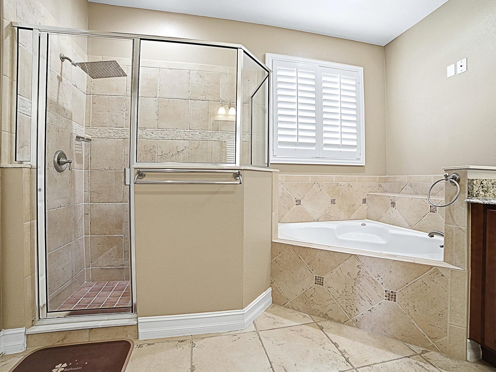 Image 22 of 63 For 3119 Falconhill Drive