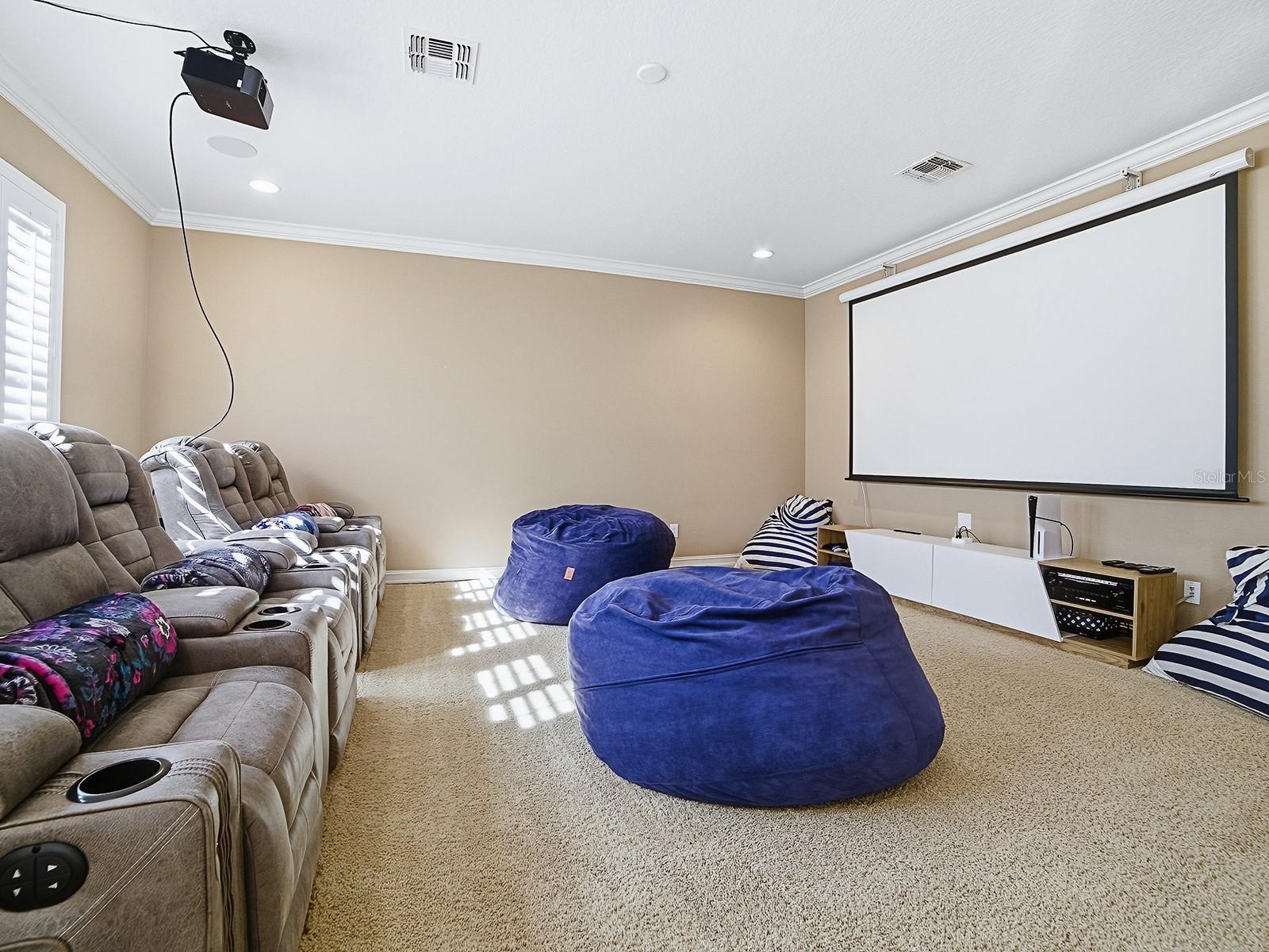 Image 30 of 63 For 3119 Falconhill Drive