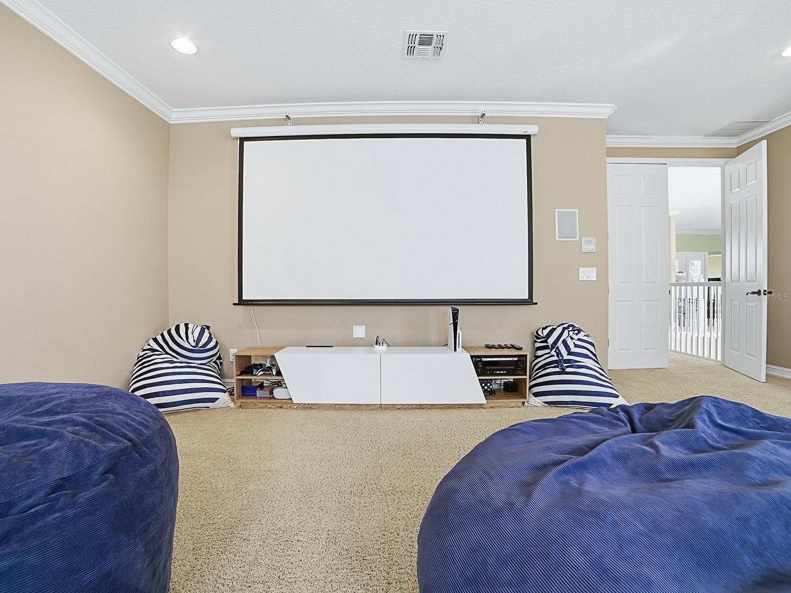 Image 31 of 63 For 3119 Falconhill Drive