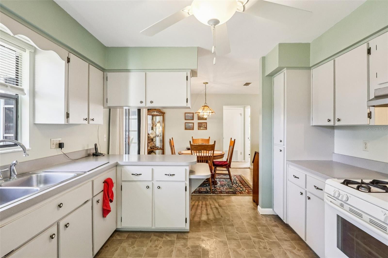 Image 14 of 31 For 55 Aberdeen Circle