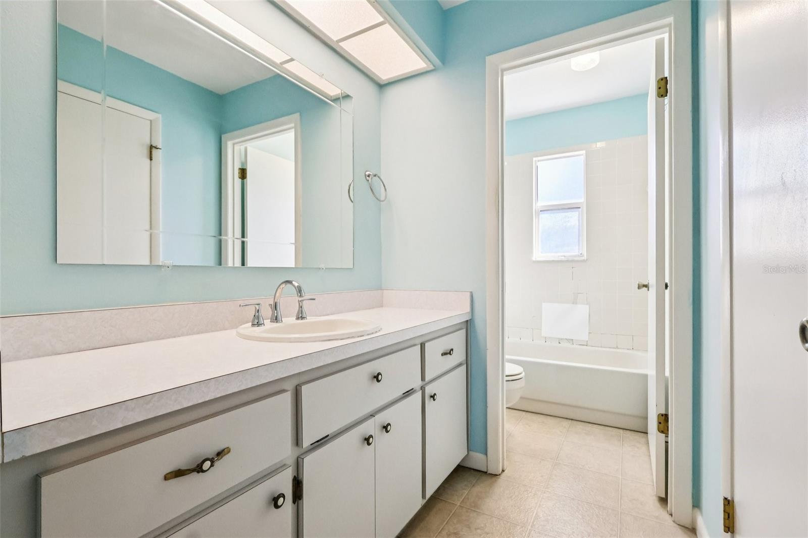 Image 21 of 31 For 55 Aberdeen Circle