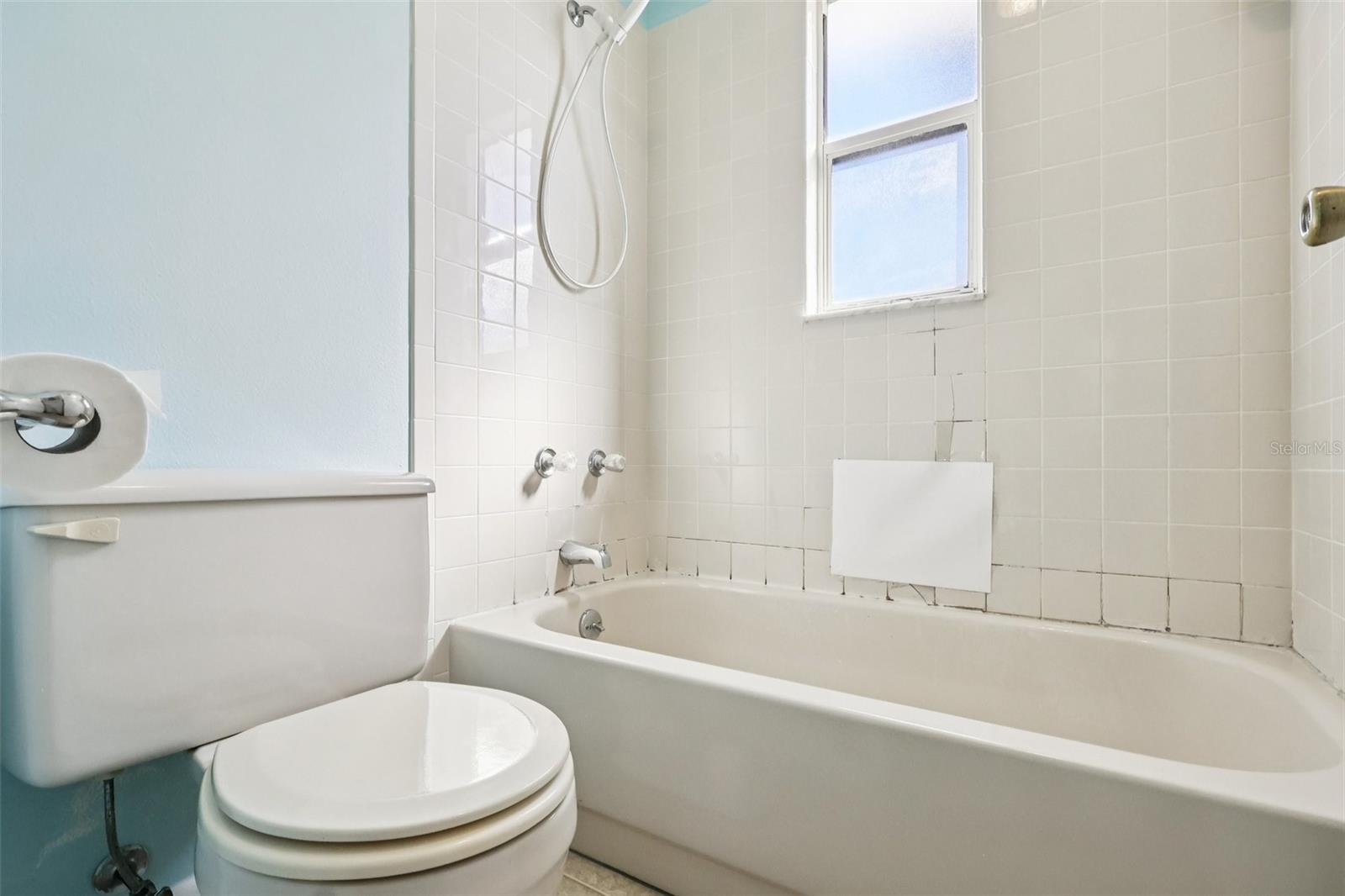 Image 22 of 31 For 55 Aberdeen Circle