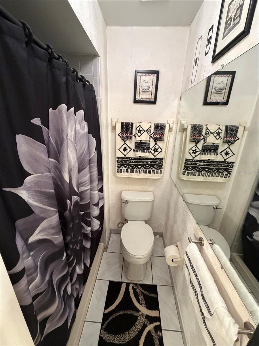 Image 13 of 20 For 11742 Whitewing Court