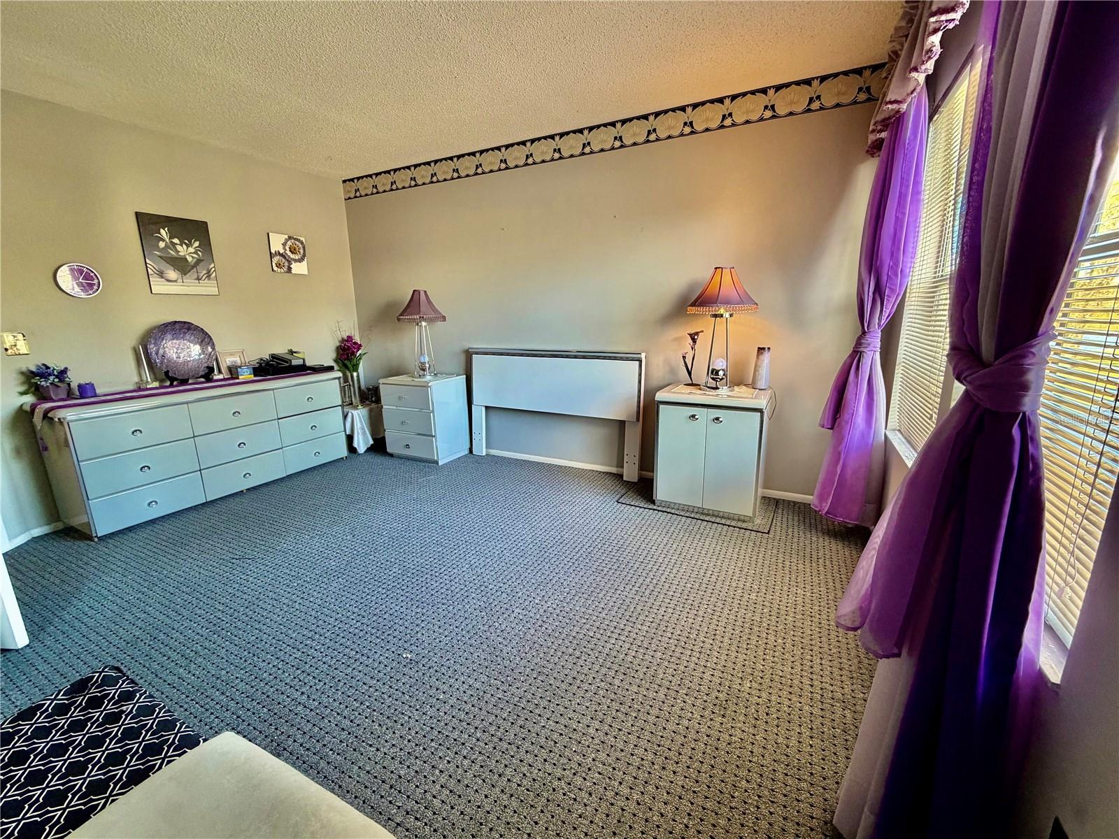 Image 14 of 20 For 11742 Whitewing Court